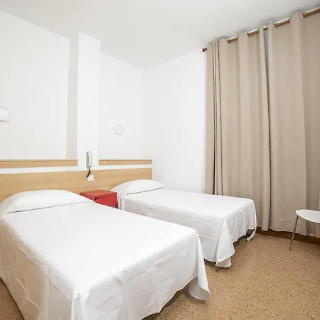 Rosamar A Metros De La Playa Wifi Gratis 305 By Lightbooking